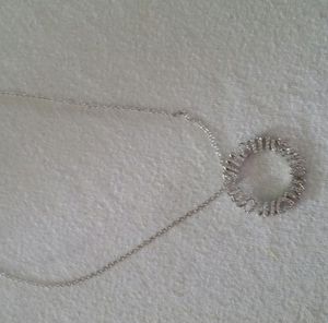 NWOT ~  SILVER NECKLACE